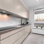 Jezioranskiego By Your Freedom Apartment