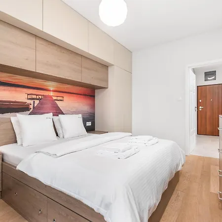 Jezioranskiego By Your Freedom شقة *